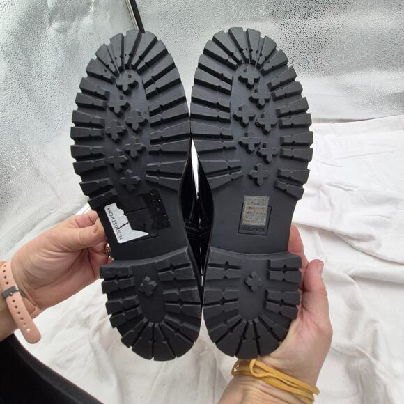 NEW Dolce Vita Women's Ranier Fashion Boot Black leather lug soles size 10 - Picture 6 of 7